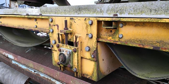 Usado Transportador horizontal (transportador) con cinta lisa - barnizado