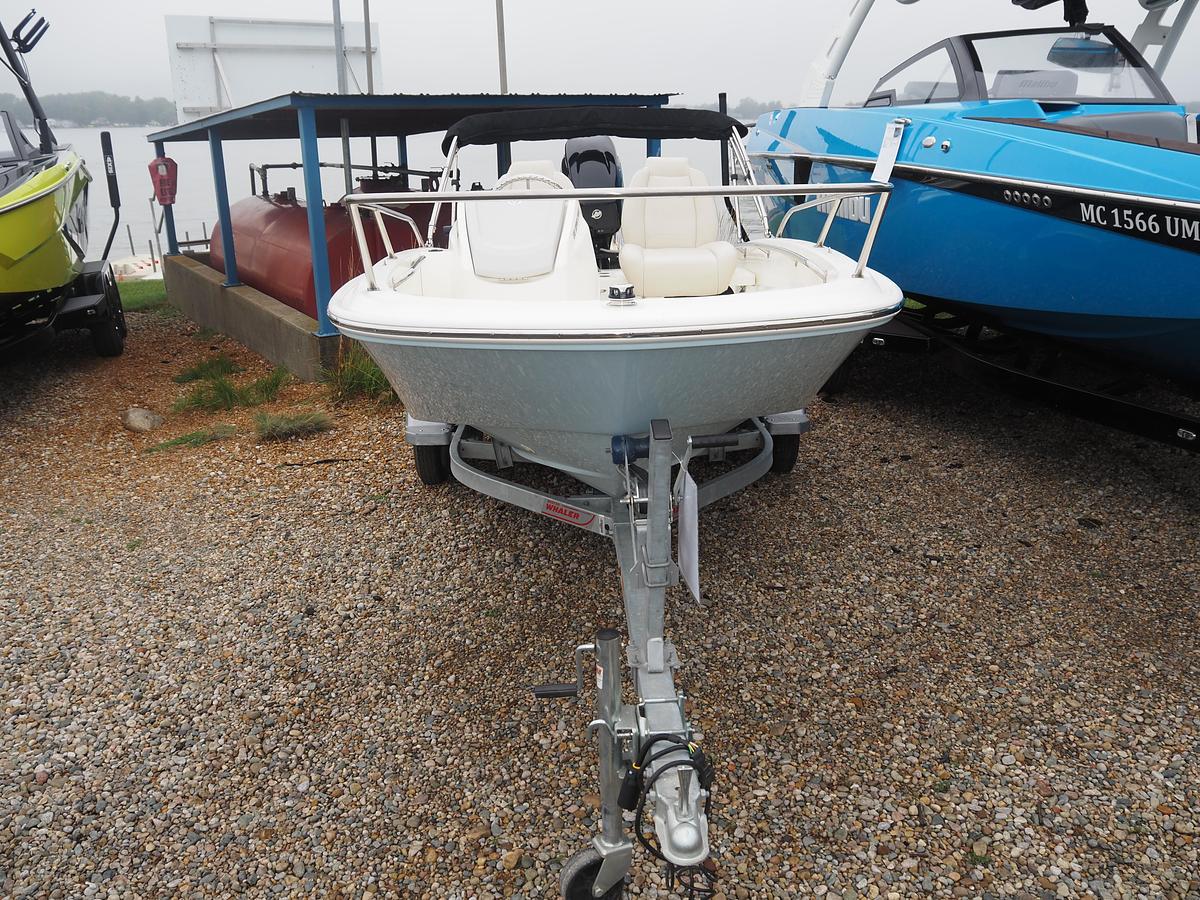 Used 2021 BOSTON WHALER