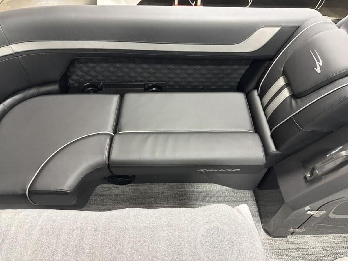 2026 Bennington 22SSRSF