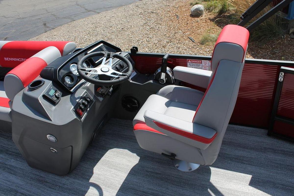 2025 Bennington S Swingback 22 SSB