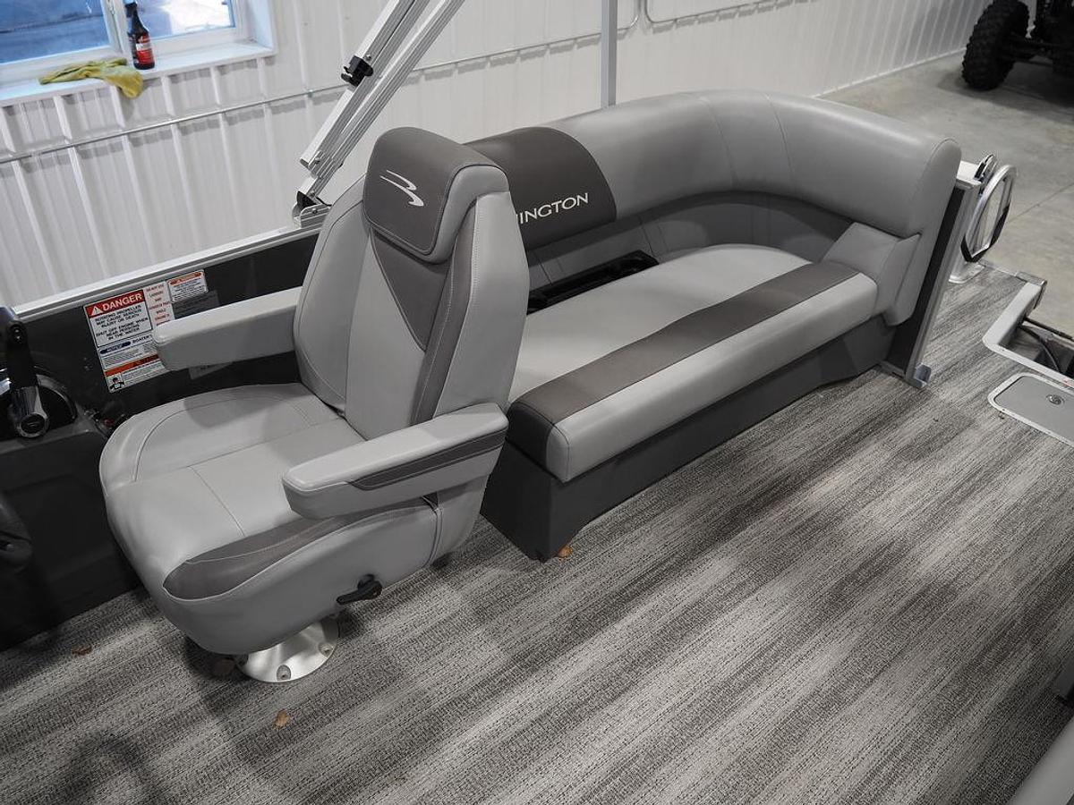 Used 2025 Bennington S Quad Bench 21 SSR