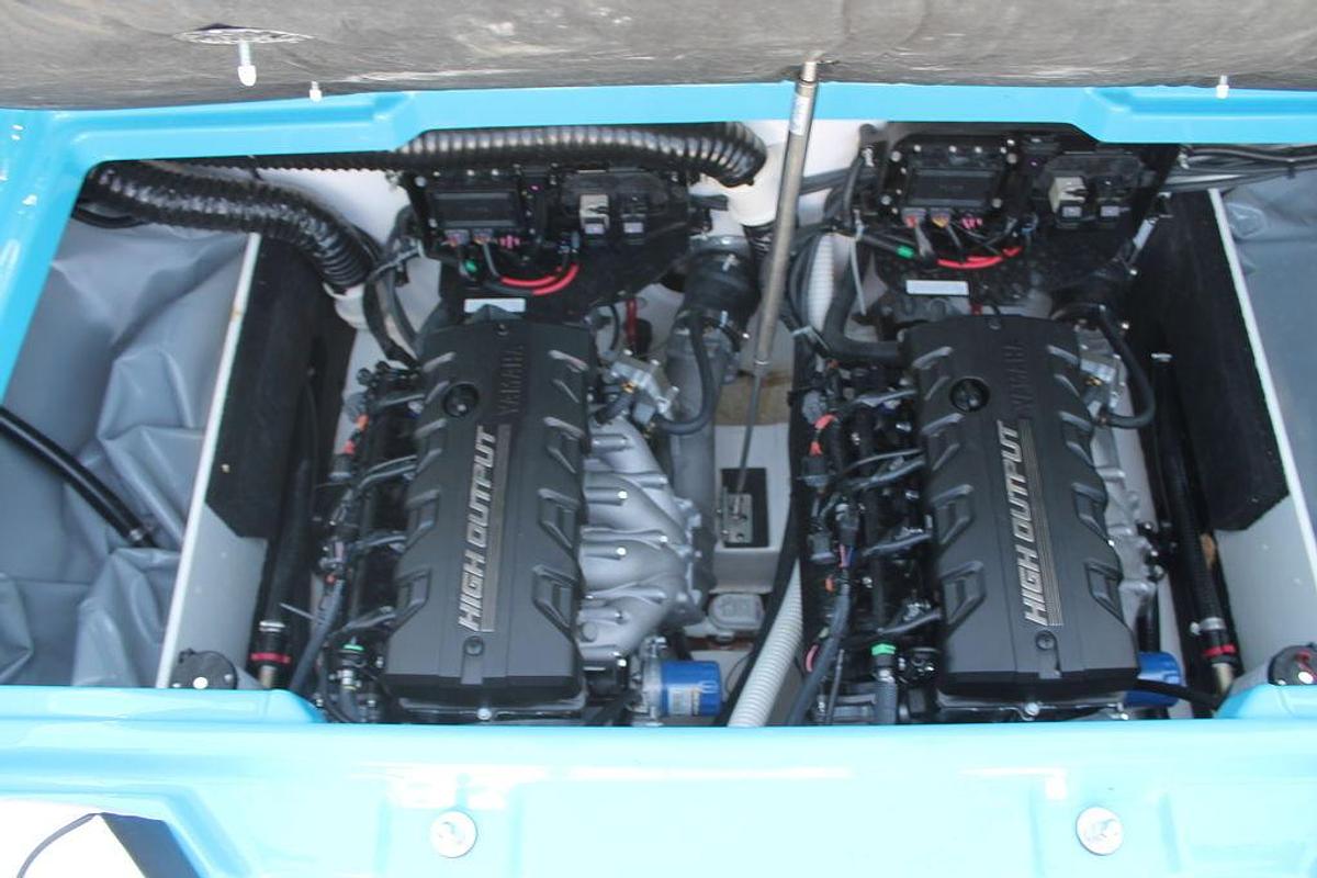 Used 2023 Yamaha Marine 222XE