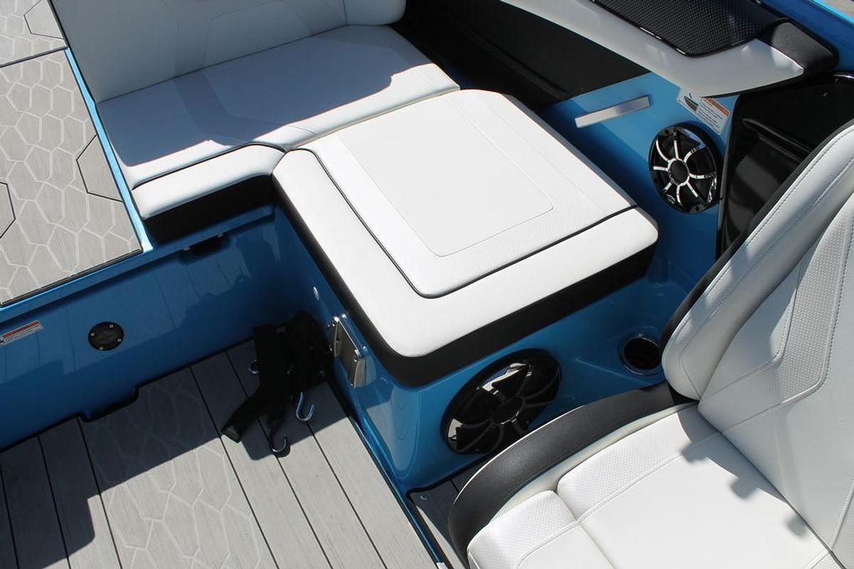 Used 2023 Yamaha Marine 222XE