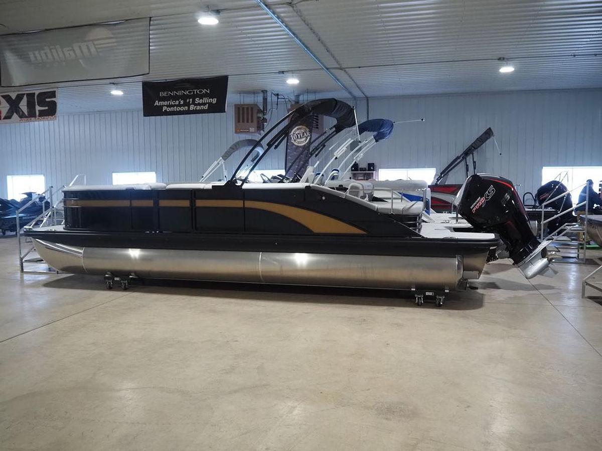 2025 Bennington SX Swingback 24 SXSB