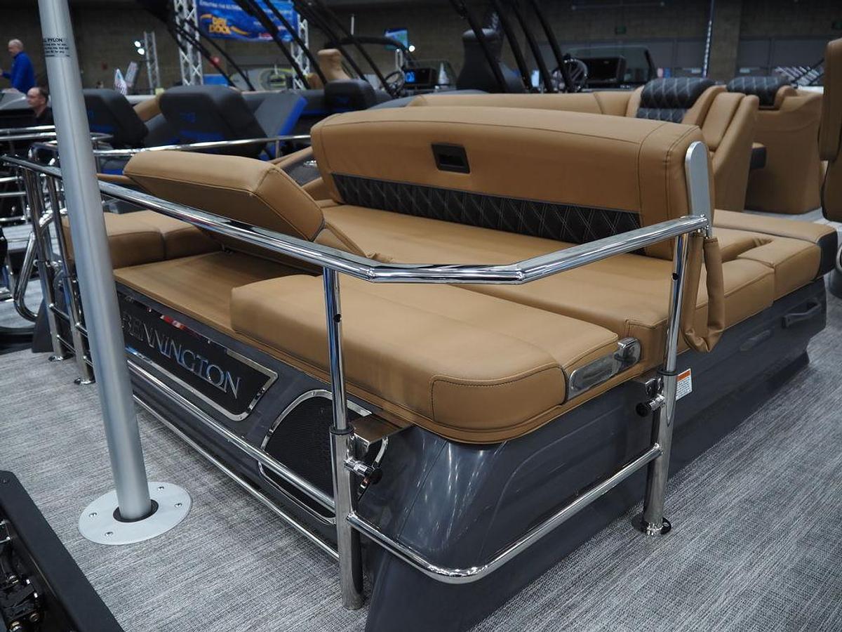 2026 Bennington RX Sport Swingback 25 RXSB