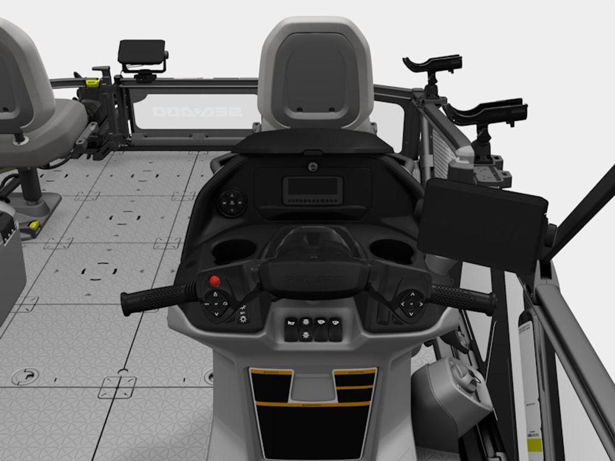 2026 Sea-Doo Switch Fish™ 18 - 230 hp Painted