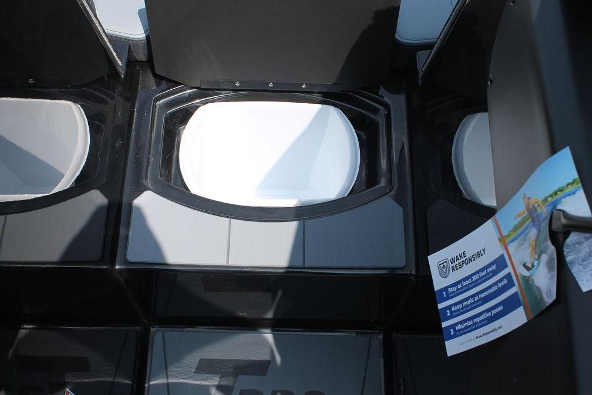 2024 Axis Wake Research T220