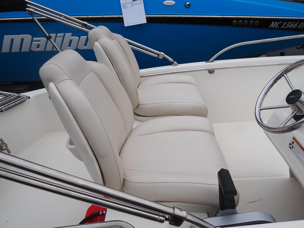 Used 2021 BOSTON WHALER