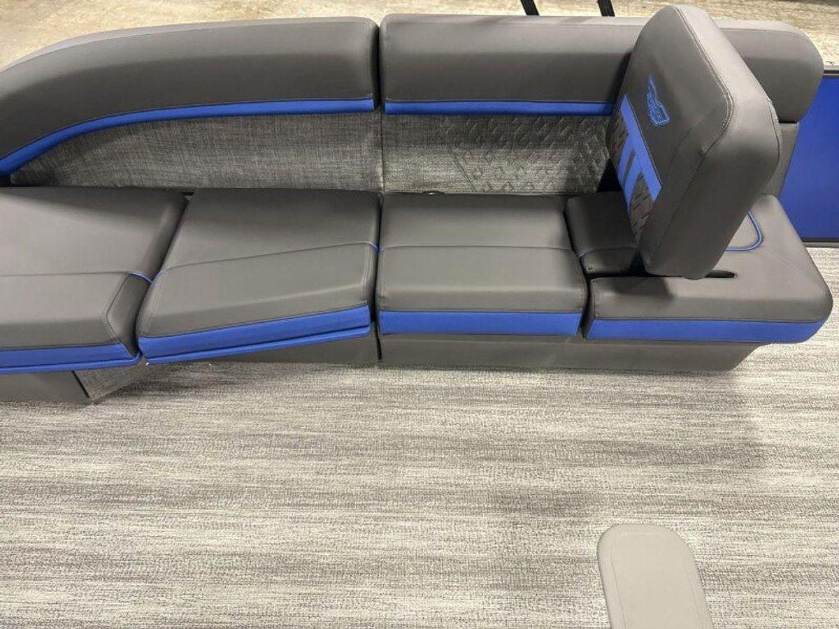 2026 Bennington M Quad Bench 26 MSL