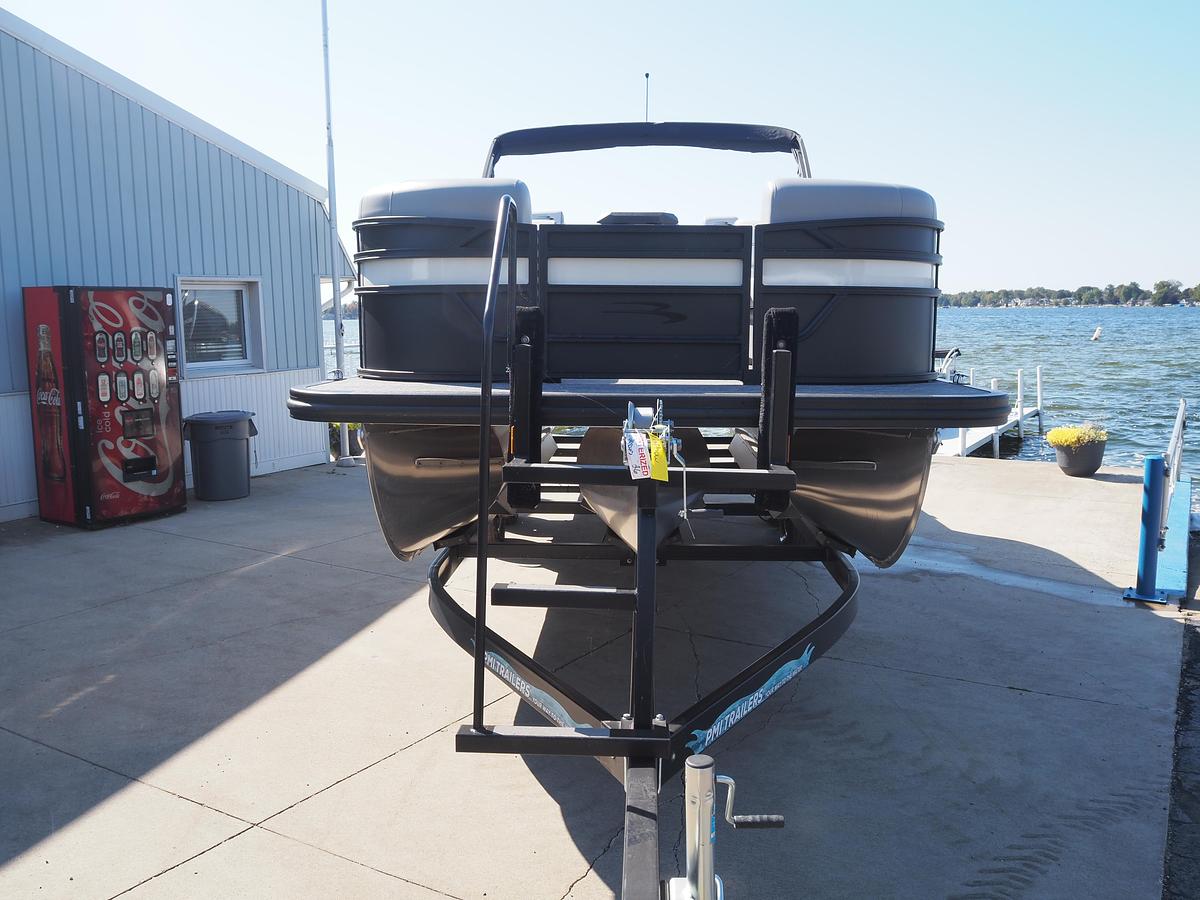 Used 2024 BENNINGTON 22SSR SPS