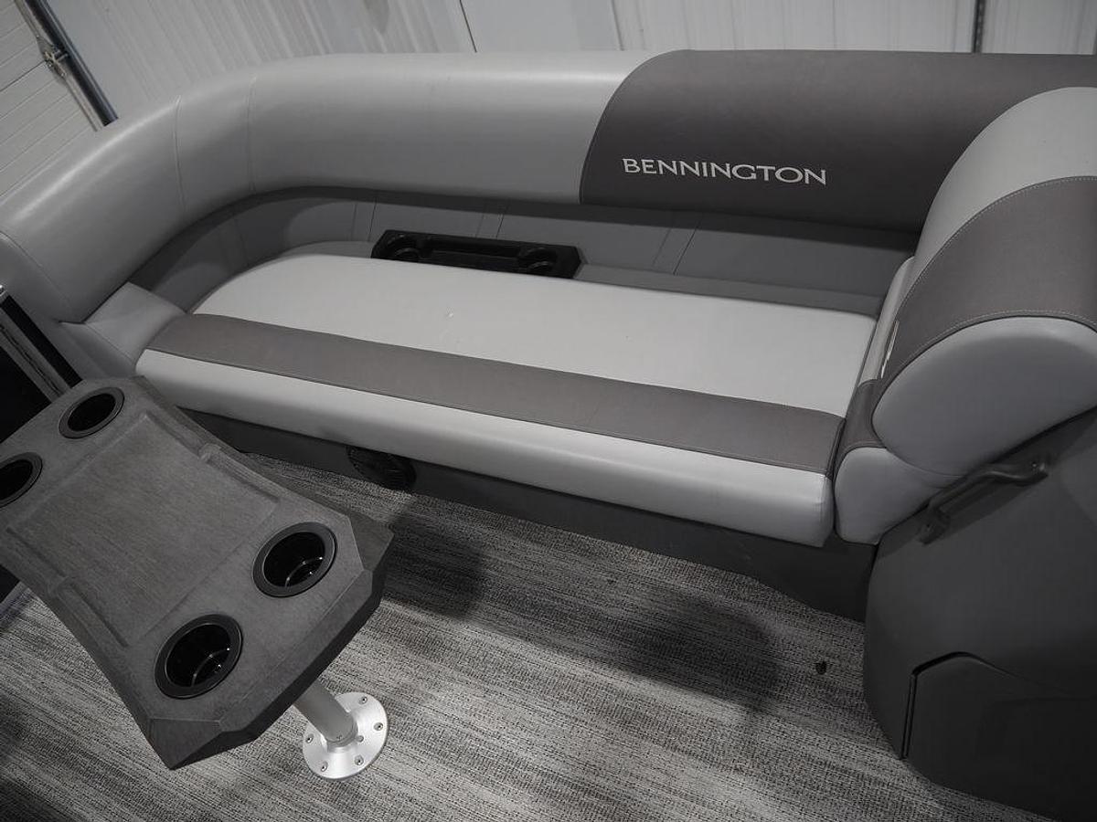 Used 2025 Bennington S Quad Bench 21 SSR