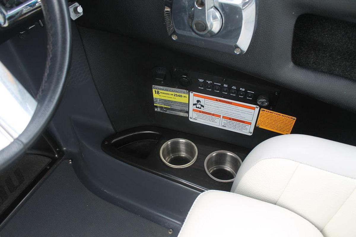 Used 2013 Malibu Boats Wakesetter 24 MXZ