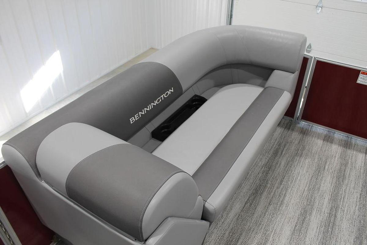 Used 2025 Bennington S L-Bench 21 SL