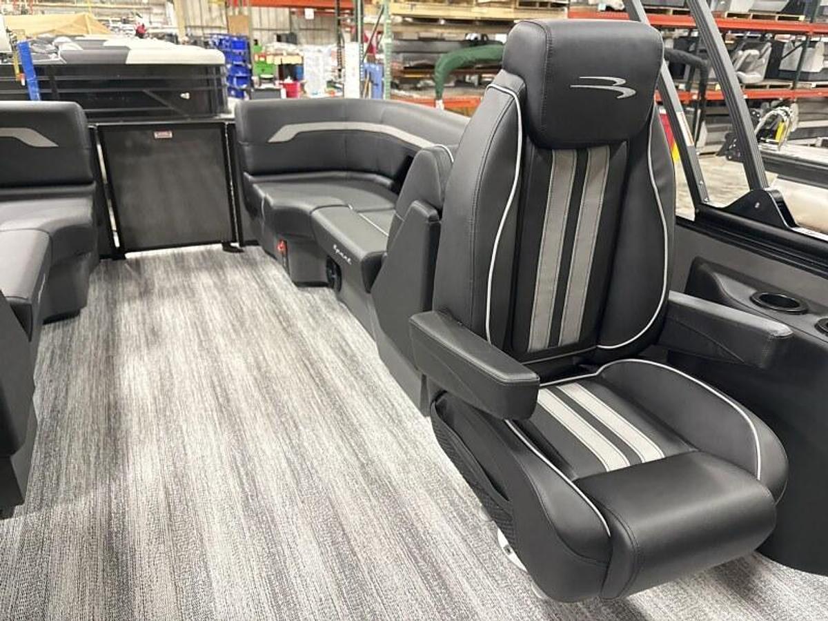 2026 Bennington 22SSRSF