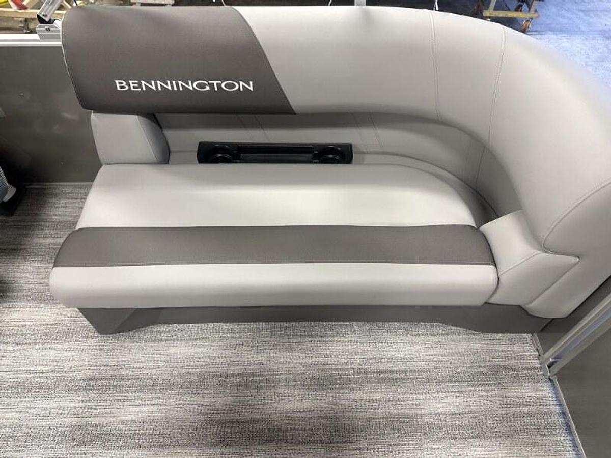 2026 Bennington S Quad Bench 21 SSR