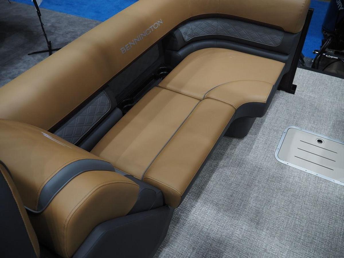 2026 Bennington S Quad Bench 23 SSR