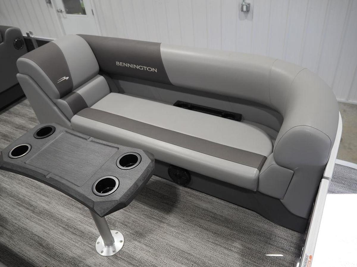 Used 2025 Bennington S Quad Bench 21 SSR