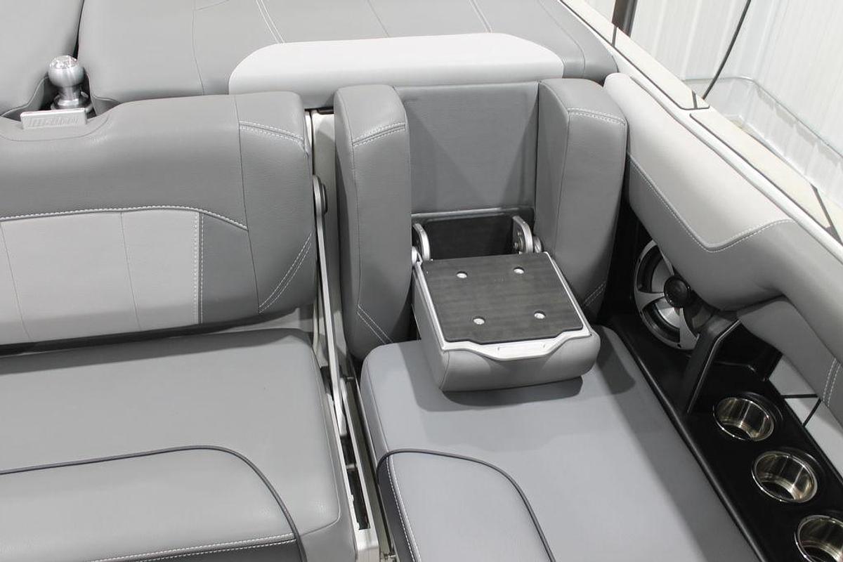 Used 2021 Malibu Boats 25 LSV