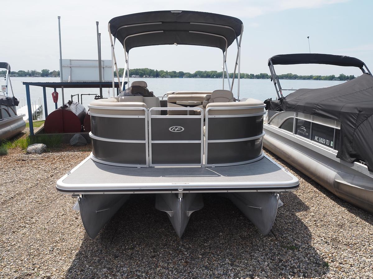 Used 2013 HARRIS CX220
