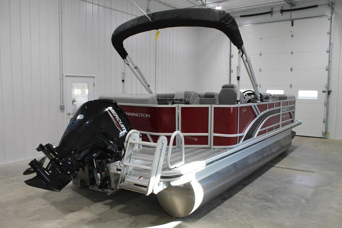 Used 2025 Bennington S L-Bench 21 SL