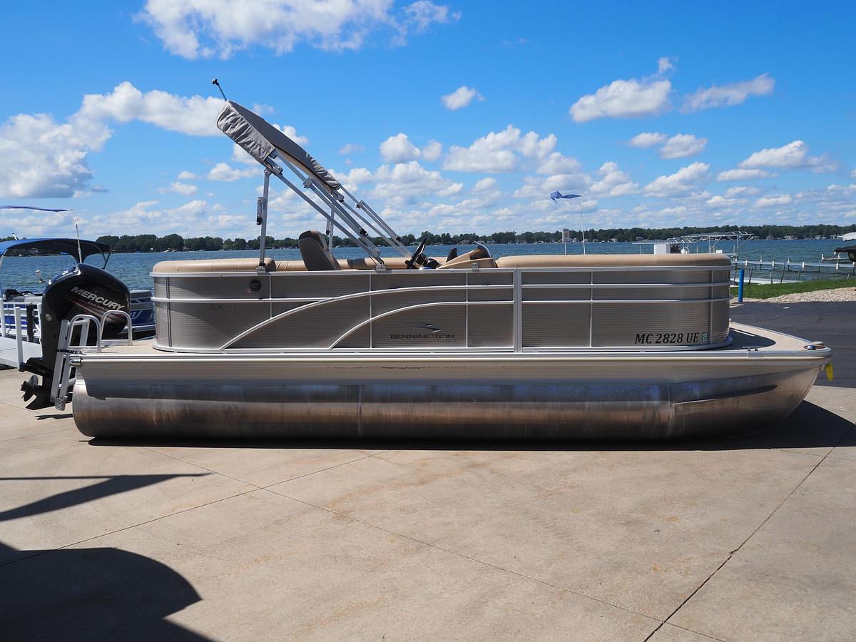 Used 2019 BENNINGTON 21 SSR