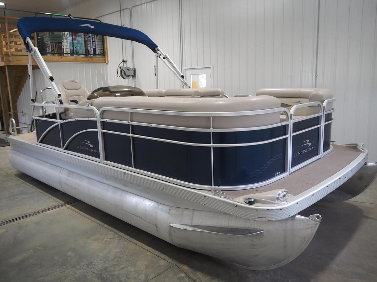 Used 2015 Bennington 20SLX