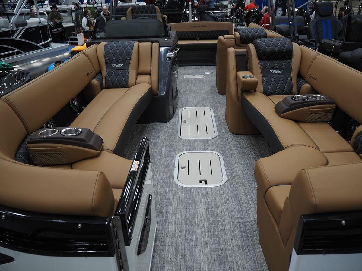 2026 Bennington RX Sport Swingback 25 RXSB