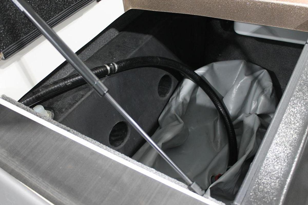 Used 2021 Malibu Boats 25 LSV