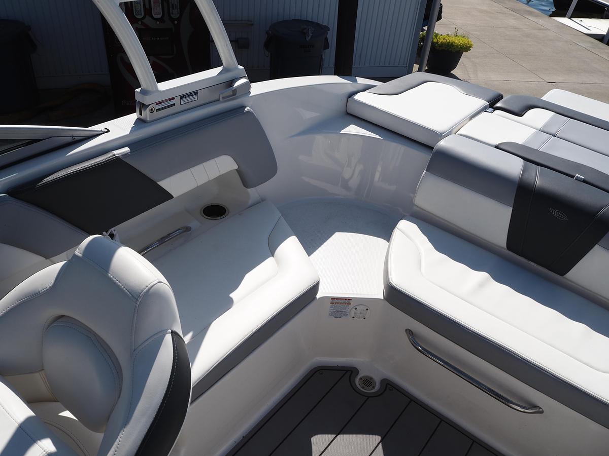 Used 2022 CHAPARRAL 23SSI