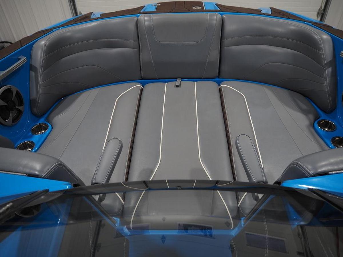 Used 2020 Malibu Boats 22 MXZ