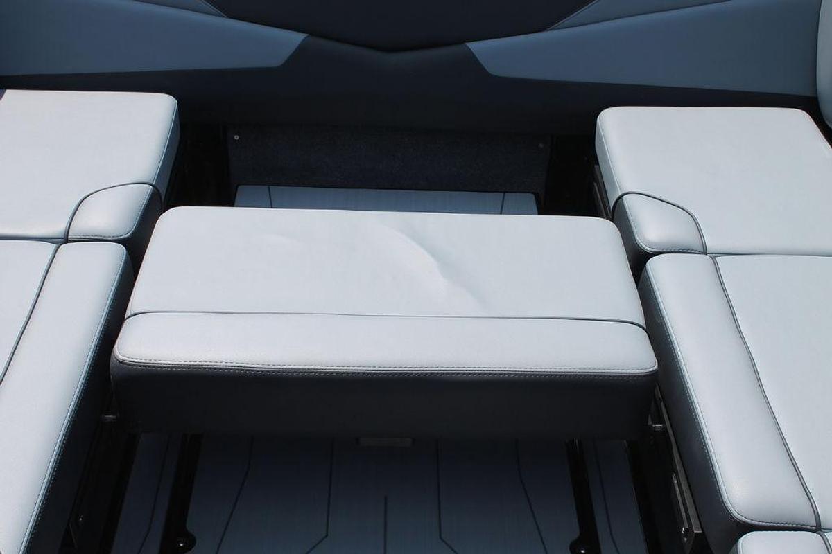 2024 Axis Wake Research T220