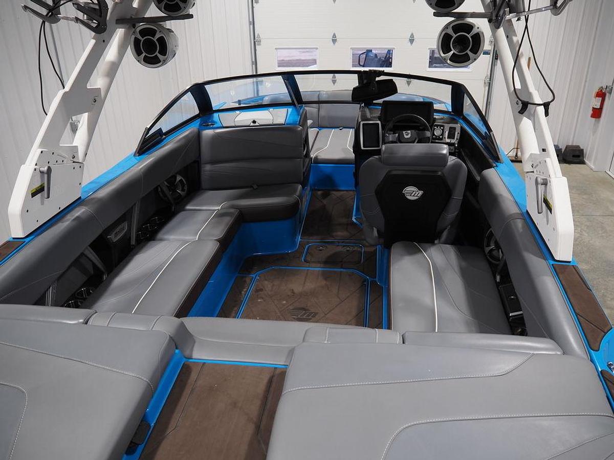 Used 2020 Malibu Boats 22 MXZ