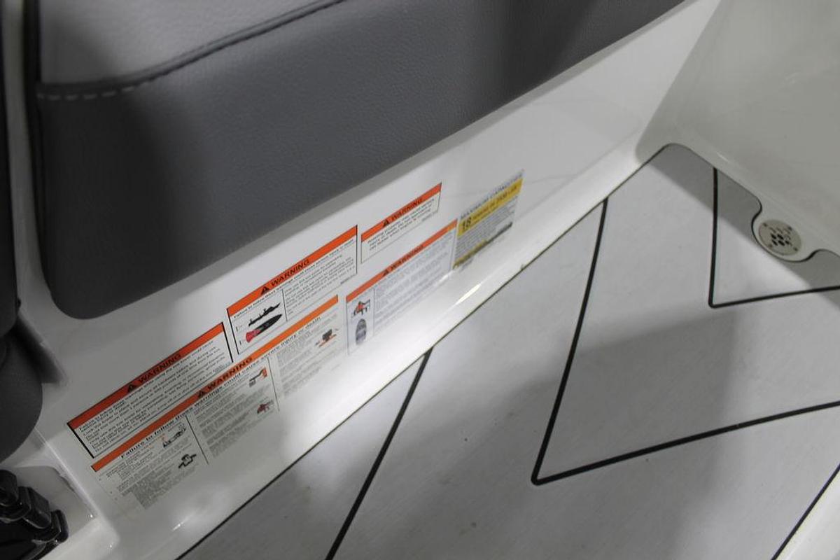 Used 2021 Malibu Boats 25 LSV