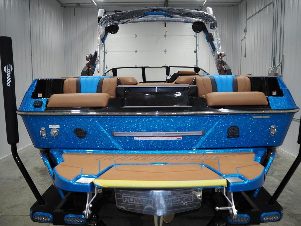 2026 Malibu Boats 22 LSV