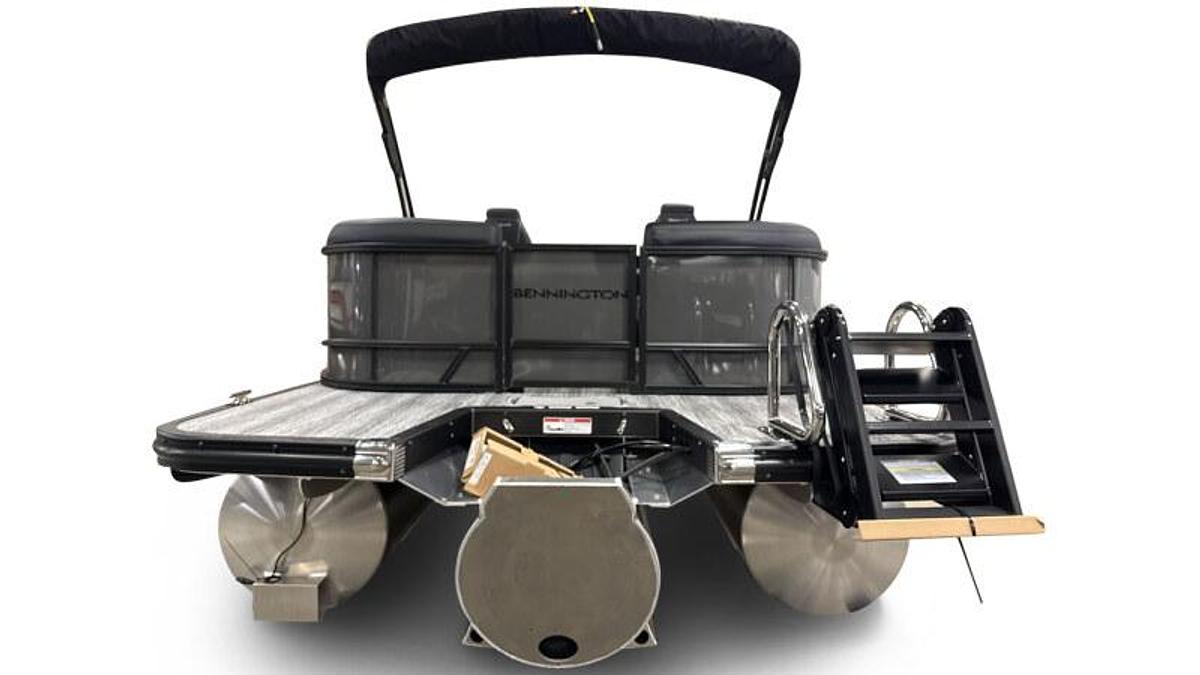 2026 Bennington 22SSRSF