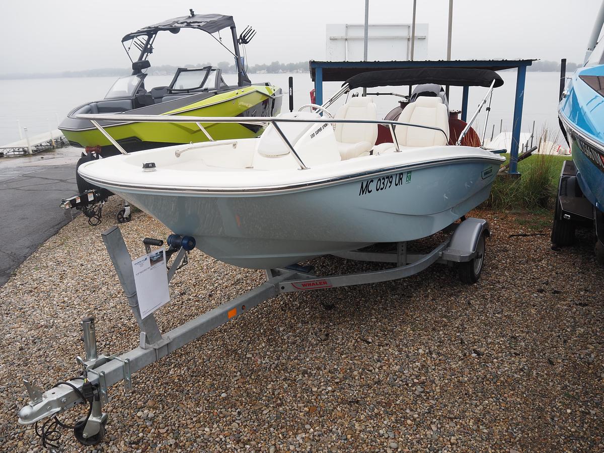 Used 2021 BOSTON WHALER