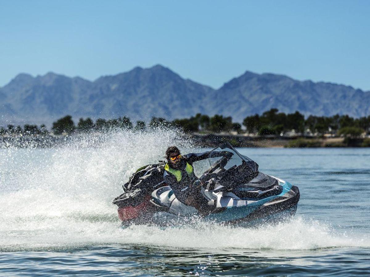2026 Sea-Doo GTX™ Limited 325 Teal Metallic
