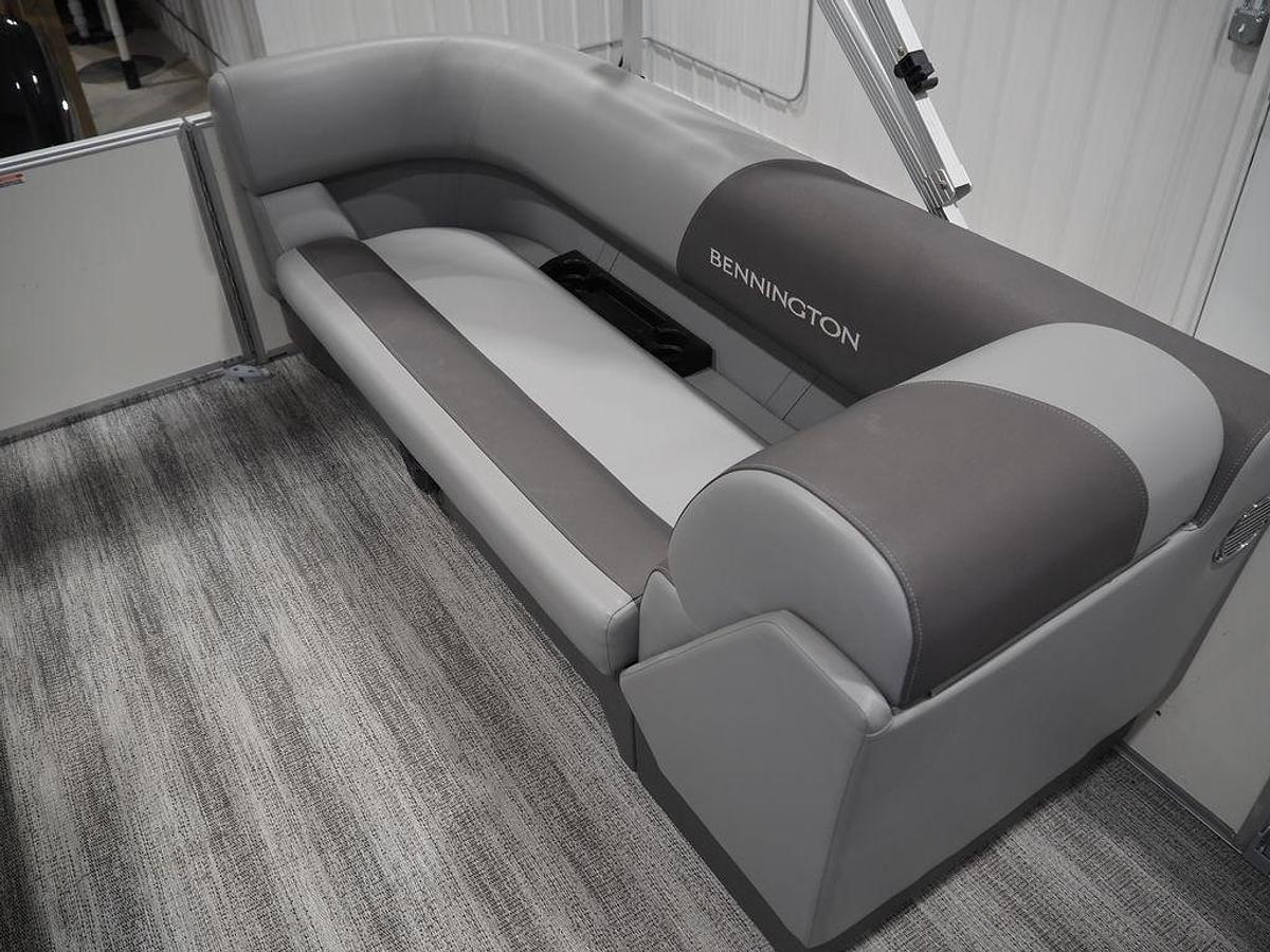 Used 2025 Bennington S Quad Bench 21 SSR