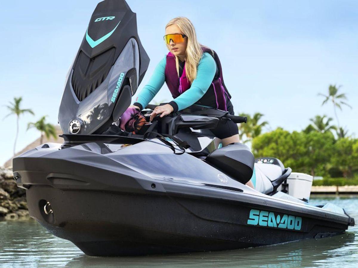 2026 Sea-Doo GTR™ 230 BRP Premium Audio, iBR