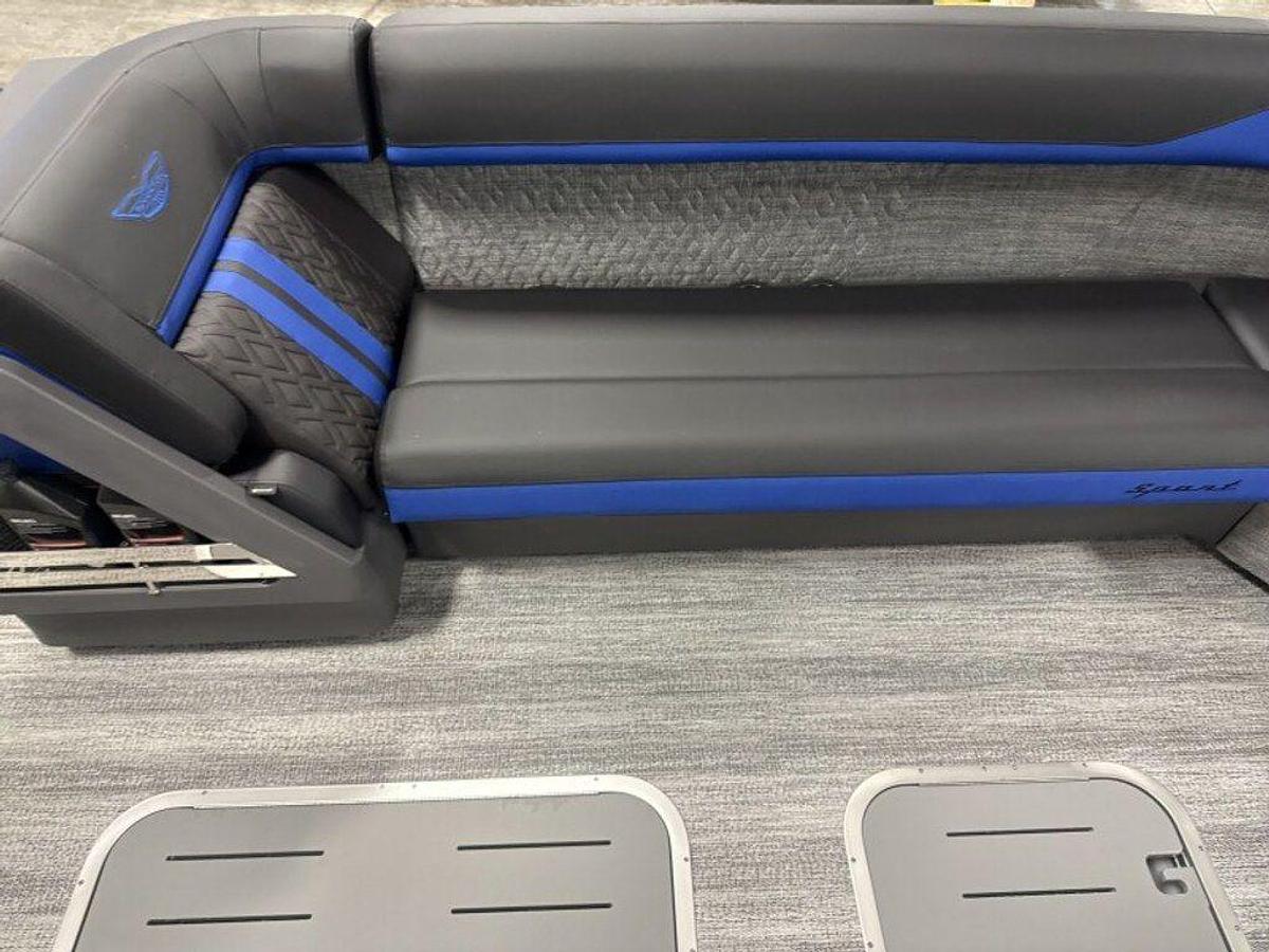 2026 Bennington M Quad Bench 26 MSL