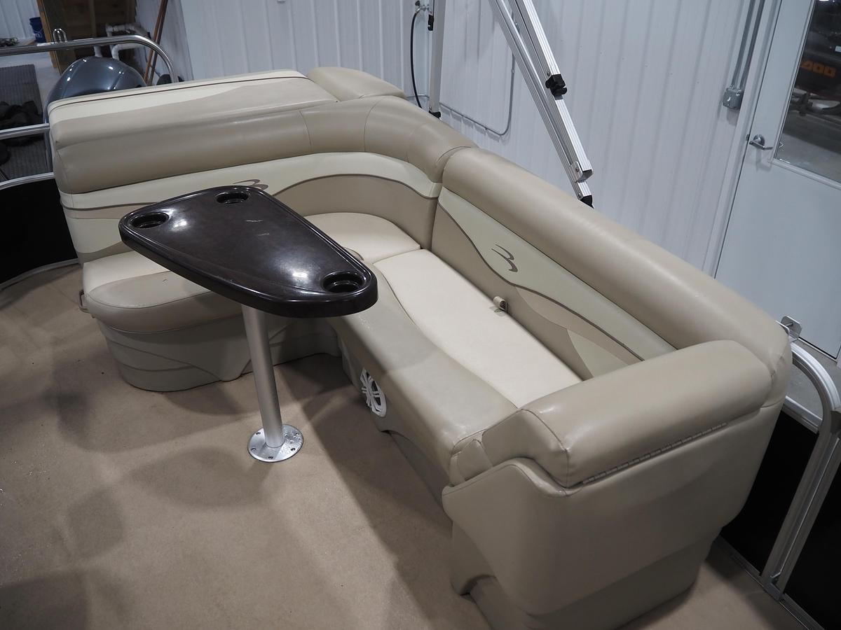 Used 2016 Bennington 21 SL