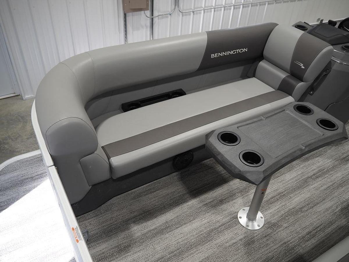 Used 2025 Bennington S Quad Bench 21 SSR
