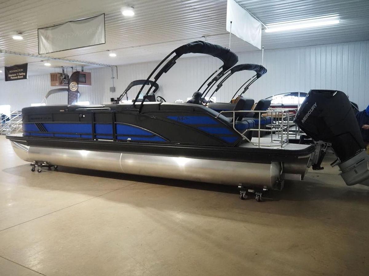 2026 Bennington M Quad Bench 26 MSL