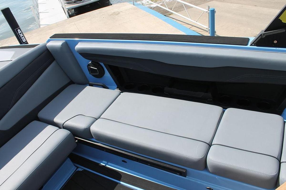 2025 Axis Wake Research T235