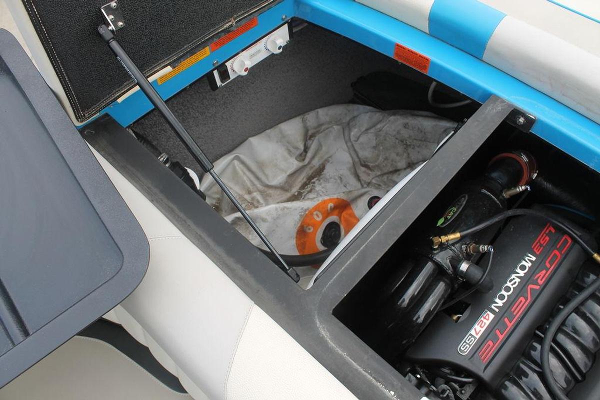 Used 2013 Malibu Boats Wakesetter 24 MXZ