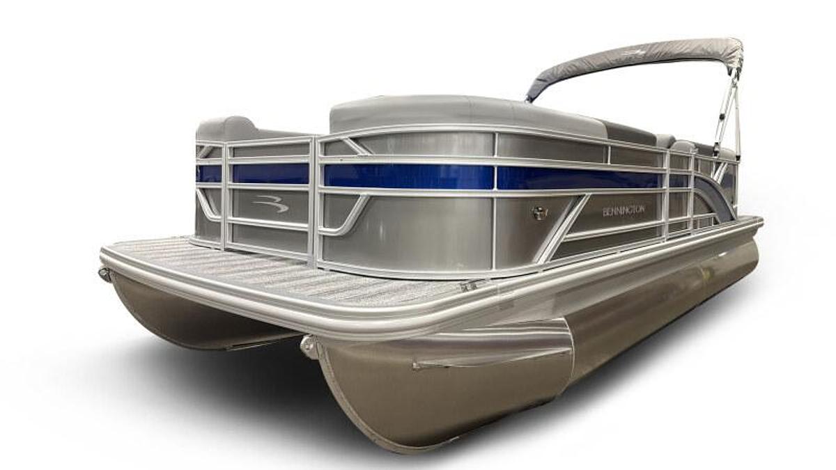 2026 Bennington S Quad Bench 21 SSR