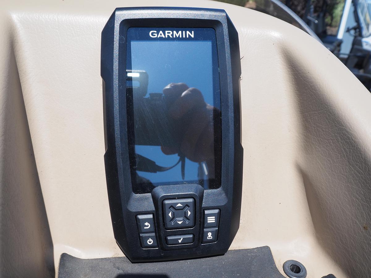 Used 2013 BENNINGTON 2050RL