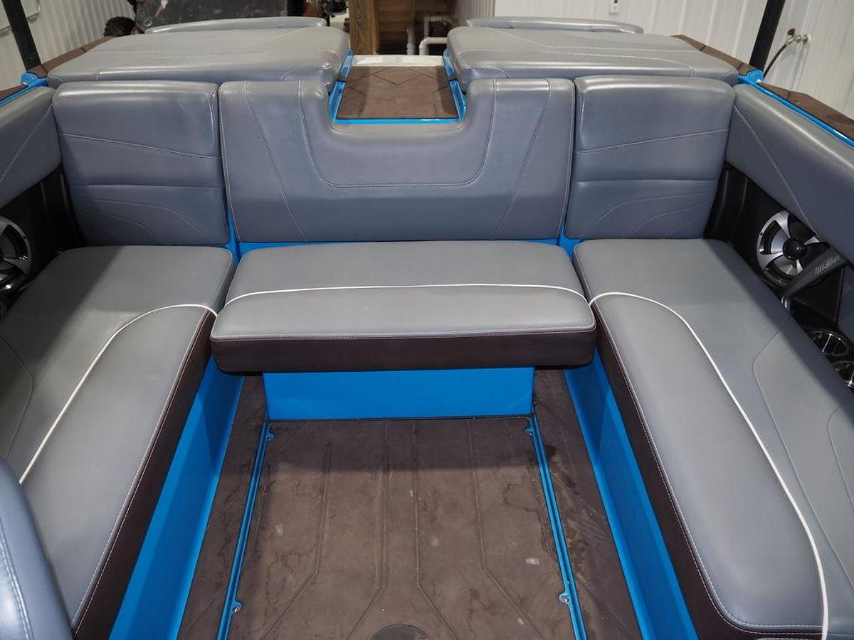 Used 2020 Malibu Boats 22 MXZ