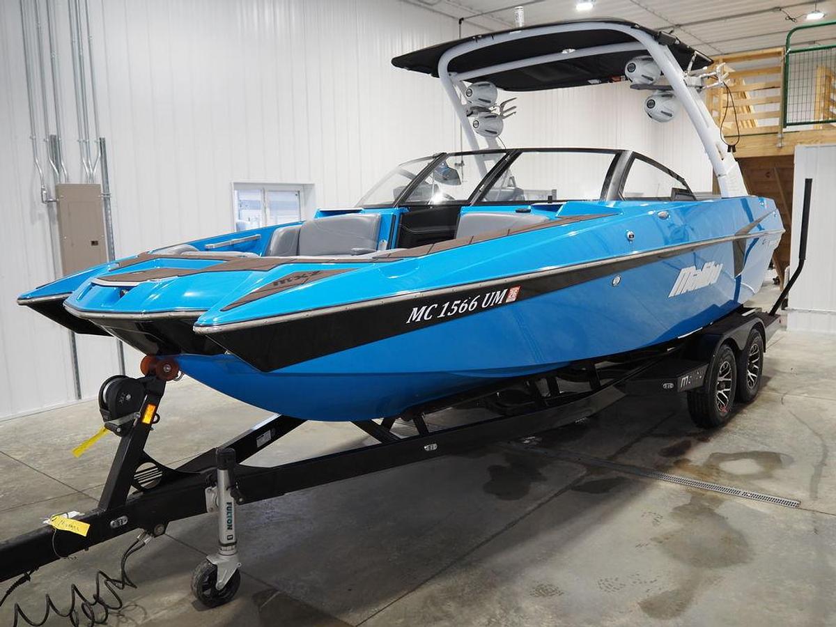 Used 2020 Malibu Boats 22 MXZ