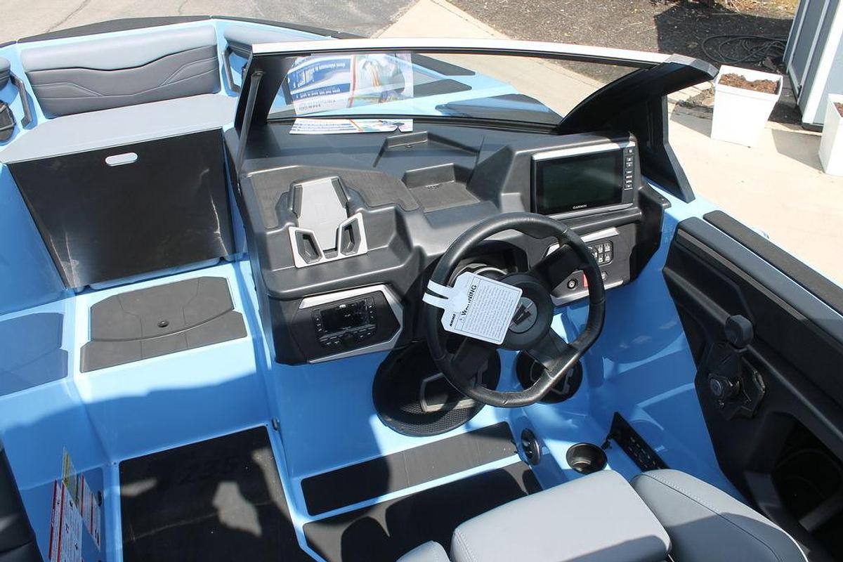 2025 Axis Wake Research T235